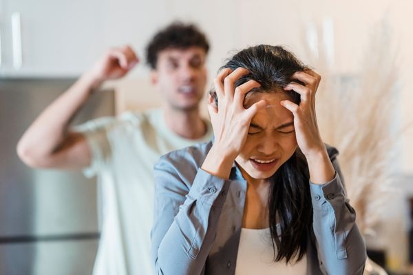 What Are The five Signs Of Emotional Abuse?