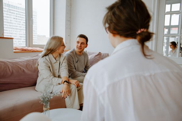 What Does Couples Therapy Help With?