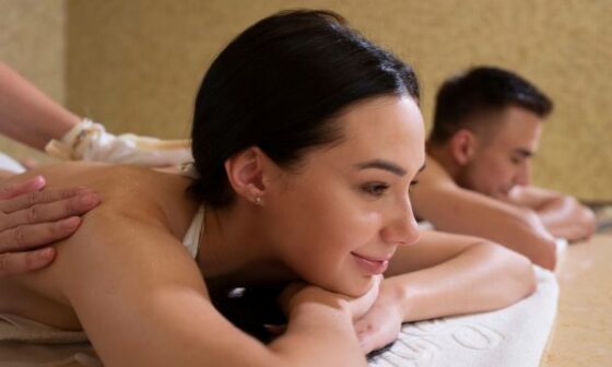 How Much Is A Couples Massage At Hand And Stone